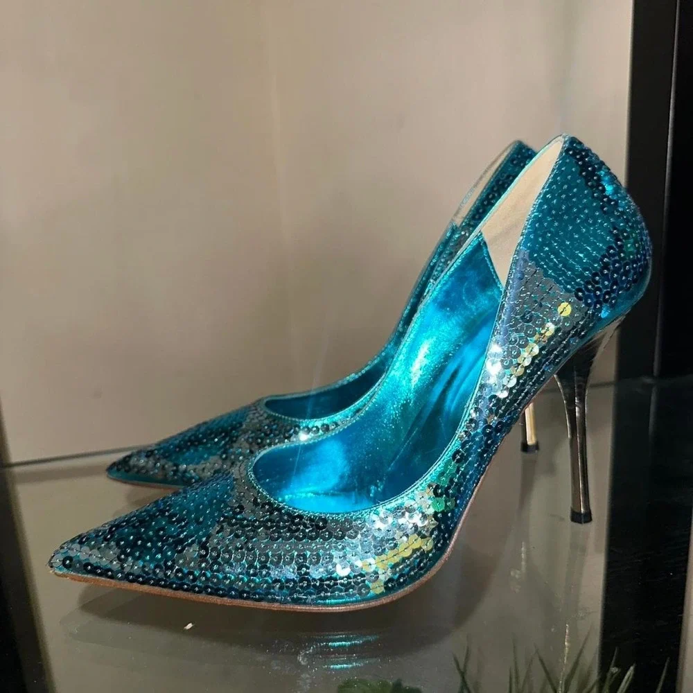 Blue leather blue sequin with polka dots pointy y2k style pump